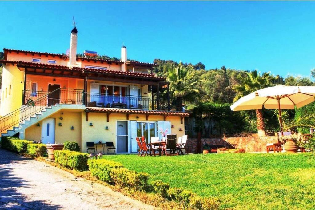 Platanos Estate *